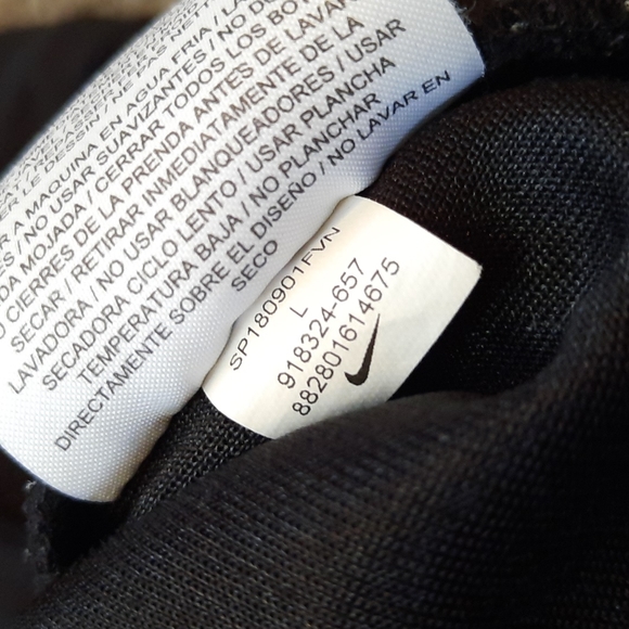 Nike Sportswear 1/4 Zip Pullover sz L - Picture 5 of 5